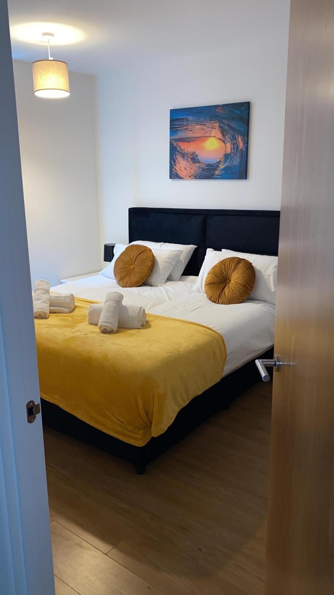 Berks Luxury Serviced Apartments , Free Parking, Free Gym And Free Wifi Bracknell Quarto foto